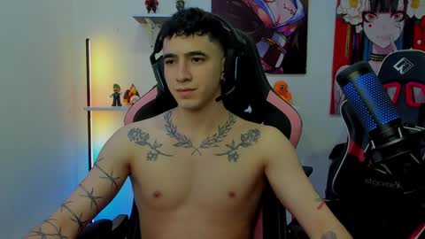 Snapshot of naranjo_seb chatting on 12/14/24, 05:07 sebastian online show from 12/14/24, 05:07