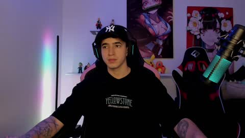 Snapshot of naranjo_seb chatting on 12/30/24, 06:31 sebastian online show from 12/30/24, 06:31