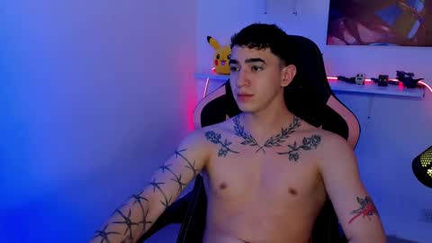 Snapshot of naranjo_seb chatting on 02/19/25, 03:39 sebastian online show from 02/19/25, 03:39