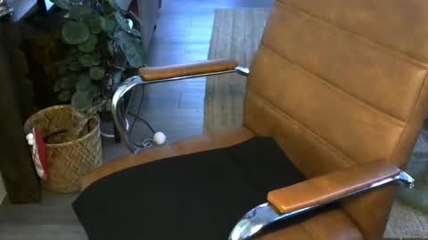 nareth338 online show from 12/04/25, 04:59