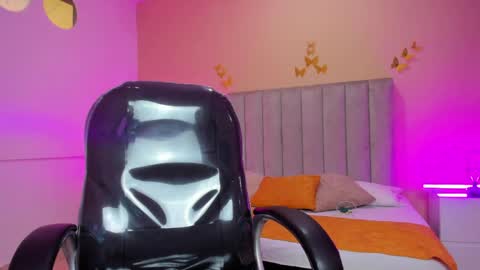 Nascary Fox online show from 04/04/26, 03:09