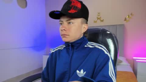 Nascary Fox online show from 04/16/26, 12:17