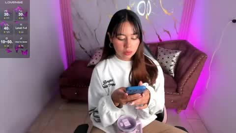 Snapshot of nasha_abby chatting on 05/08/26, 11:32 Call me Nasha online show from 05/08/26, 11:32