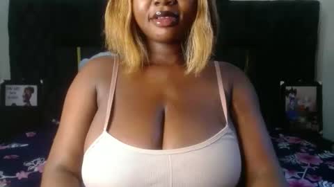 Amanda online show from 11/18/25, 10:41