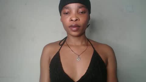 Snapshot of nastie_cumlover chatting on 10/30/25, 09:26 bella online show from 10/30/25, 09:26