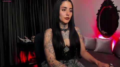 Snapshot of nasty_alice1 chatting on 05/10/26, 12:16 Goddess Alice online show from 05/10/26, 12:16