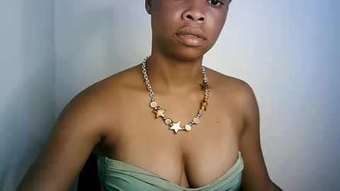 nasty_bella22 online show from 05/06/26, 10:04