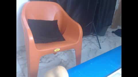 nasty_luna0 online show from 01/09/25, 11:03