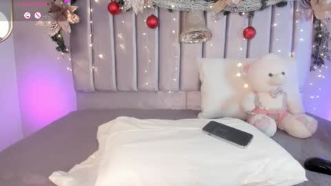Snapshot of nastyalvanova chatting on 12/13/24, 02:32 Deisy online show from 12/13/24, 02:32