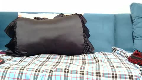 Bella online show from 11/24/25, 06:40