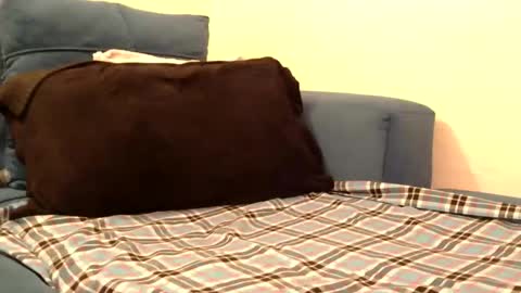 Bella online show from 04/06/26, 06:09