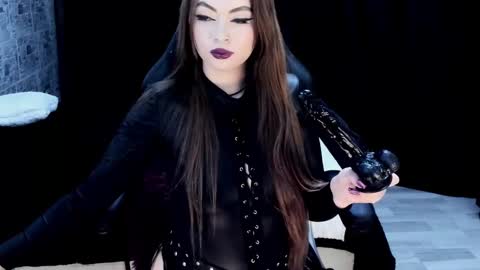nastykatty_ online show from 10/10/25, 11:04