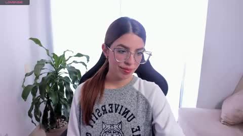 nat_bakerss online show from 04/16/26, 08:31