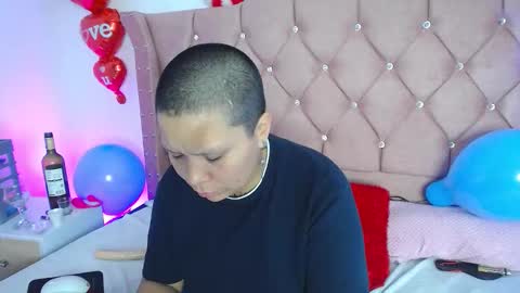 nat_evans8 online show from 03/24/26, 11:48