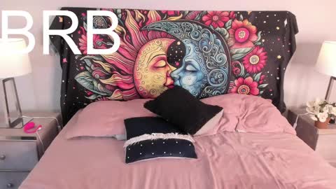 Snapshot of nataasha1 chatting on 12/28/24, 01:28 Natttttttttttttttt online show from 12/28/24, 01:28