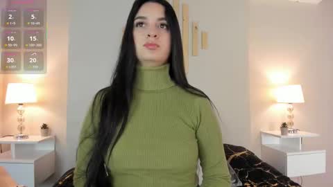 Snapshot of natachadiaz_ chatting on 10/21/25, 11:22 Natacha Diaz online show from 10/21/25, 11:22