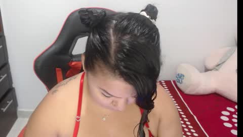 Nata Ramirez online show from 11/10/25, 03:05