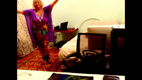 Snapshot of natali7634 chatting on 12/20/25, 08:27 natali online show from 12/20/25, 08:27