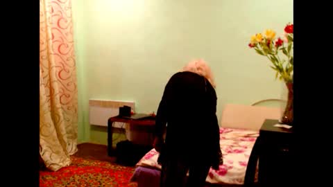 natali online show from 04/30/26, 06:47