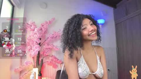 Natalia online show from 10/11/25, 03:32