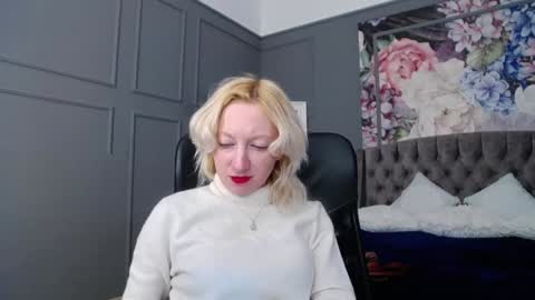 Natalie online show from 02/03/25, 09:19