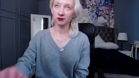 Natalie online show from 03/02/25, 07:54