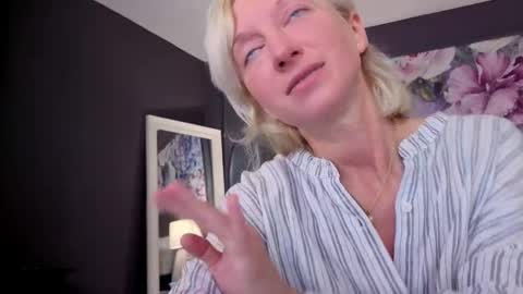 Natalie online show from 06/06/26, 05:12