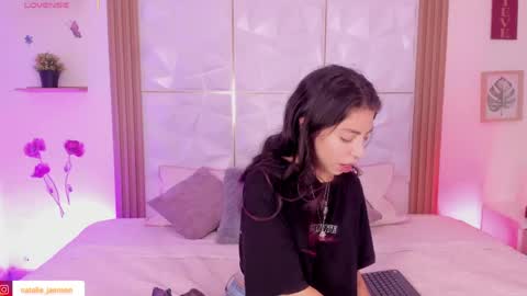 Snapshot of natalie_jaensen chatting on 05/23/26, 03:12 online show from 05/23/26, 03:12