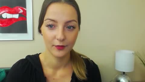 Snapshot of natalie_live chatting on 12/02/25, 07:14 NatalieSexy online show from 12/02/25, 07:14