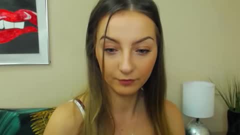 Snapshot of natalie_live chatting on 03/06/26, 07:16 NatalieSexy online show from 03/06/26, 07:16