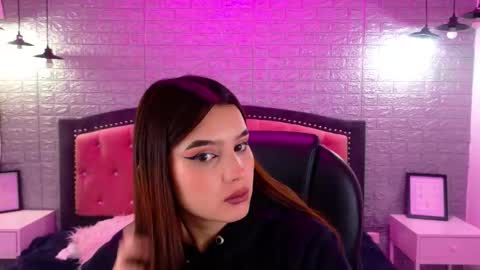 natalie  online show from 09/15/25, 02:44