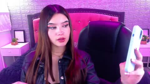 natalie  online show from 10/25/25, 08:03