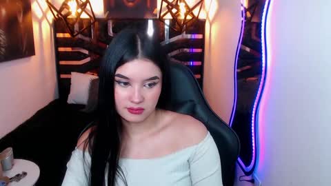 natalie  online show from 04/15/26, 08:09