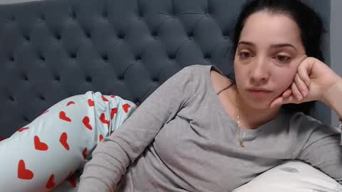 Miia online show from 02/07/25, 03:01