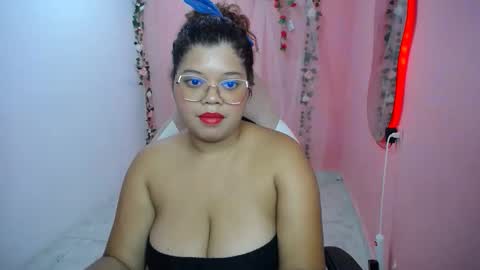 Snapshot of natalie_tits1 chatting on 09/10/25, 06:41 natalie_tits1 online show from 09/10/25, 06:41
