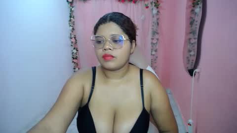 Snapshot of natalie_tits1 chatting on 09/18/25, 06:54 natalie_tits1 online show from 09/18/25, 06:54