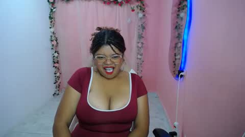 Snapshot of natalie_tits1 chatting on 09/23/25, 05:16 natalie_tits1 online show from 09/23/25, 05:16