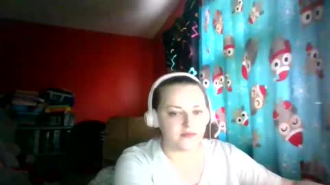 Snapshot of nataliedays chatting on 02/14/25, 10:14 Natalie  online show from 02/14/25, 10:14