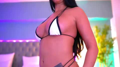 nataliedelices online show from 03/18/26, 07:17