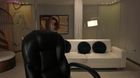 Natalie Lewis online show from 02/12/26, 11:16