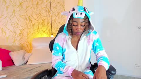 NATALIE online show from 01/27/25, 03:18