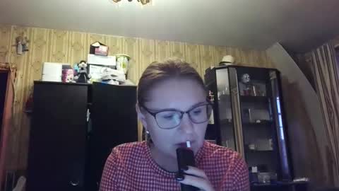 natalime online show from 10/19/25, 02:50