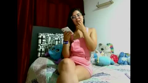 Snapshot of nataly_2908 chatting on 06/05/26, 05:36 nataly_2908 online show from 06/05/26, 05:36