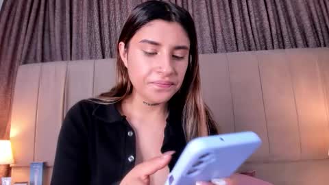nataly_gv1 online show from 02/10/26, 12:09