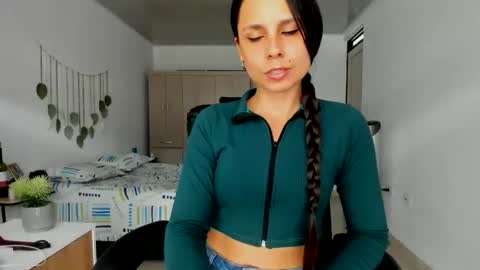 natalyfitt_7 online show from 05/19/26, 07:09