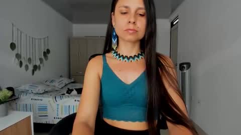 natalyfitt_7 online show from 05/25/26, 07:31