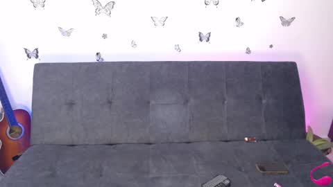 Snapshot of natalygreww chatting on 02/24/25, 11:09 online show from 02/24/25, 11:09