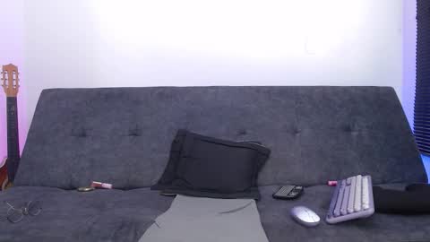 Snapshot of natalygreww chatting on 09/28/25, 02:22 online show from 09/28/25, 02:22