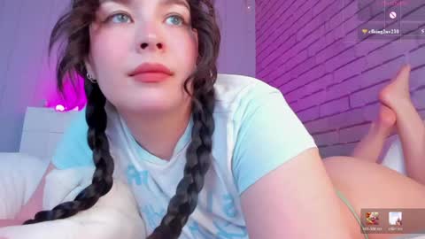 Snapshot of natalyhayes chatting on 06/05/26, 12:55 Nataly online show from 06/05/26, 12:55