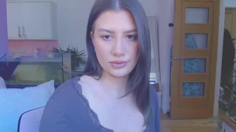 Natasha  will be online during the week of the 25th  online show from 04/21/26, 01:50